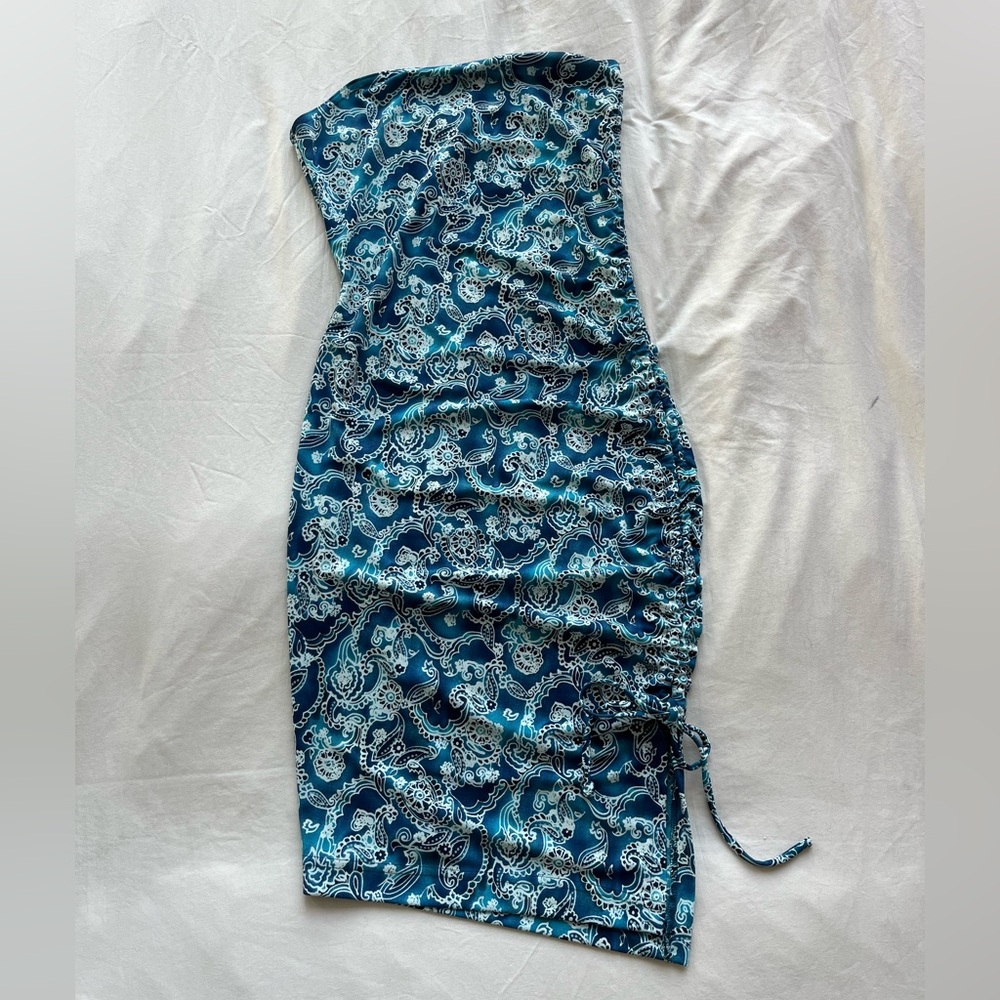 Elegant Y2K vintage Blue Paisley Patterned Dress